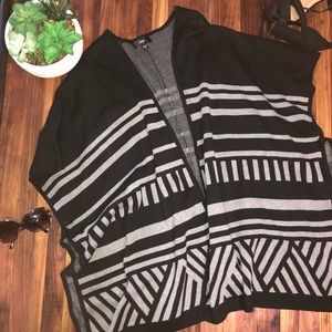 Mossimo poncho wrap
